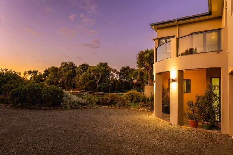 114 Rutherford Drive Waikanae Beach_22