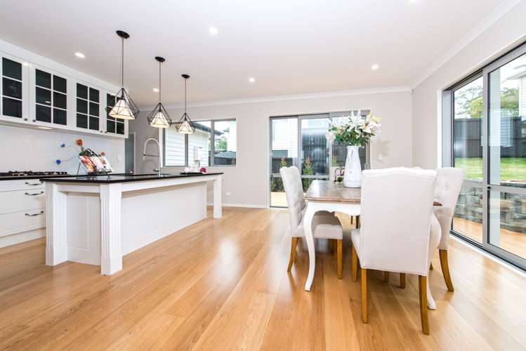 1d Vino Cina Heights Ranui_8