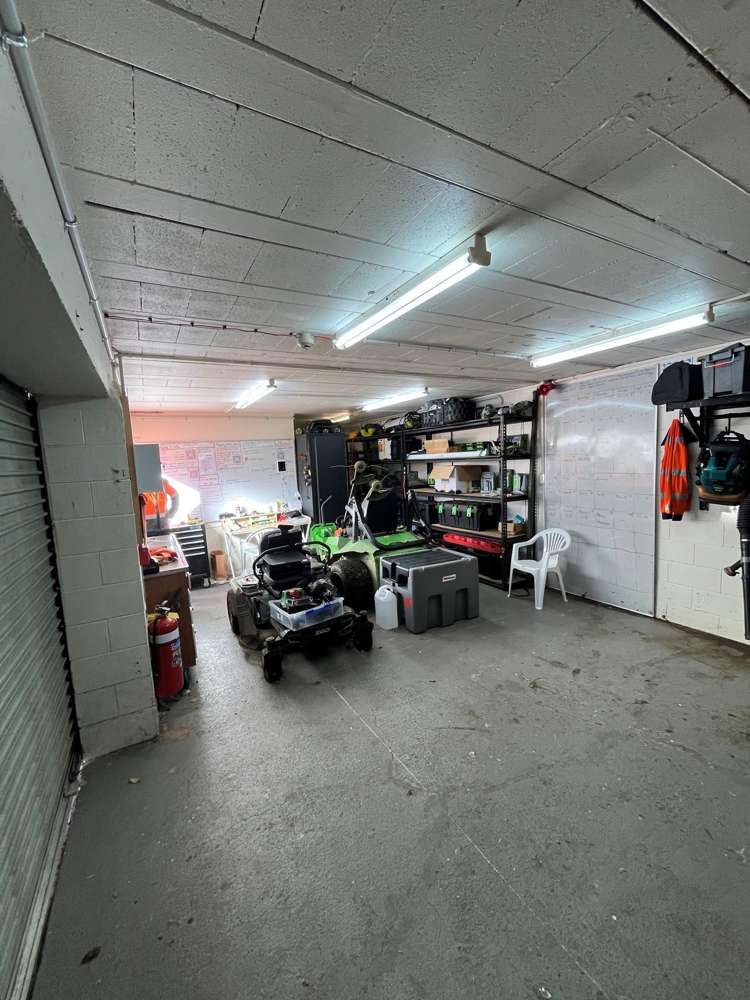 56 Barrys Point Road Takapuna_3
