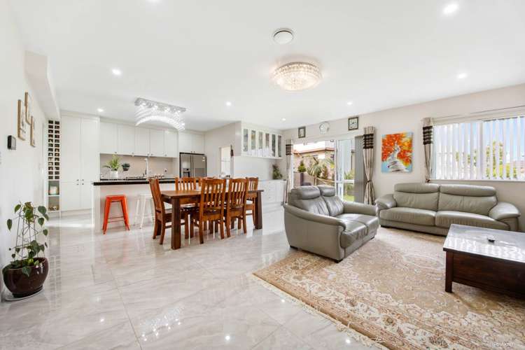 22 Savina Court Flat Bush_7