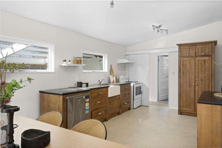 51 Waitohu Valley Road Otaki_6