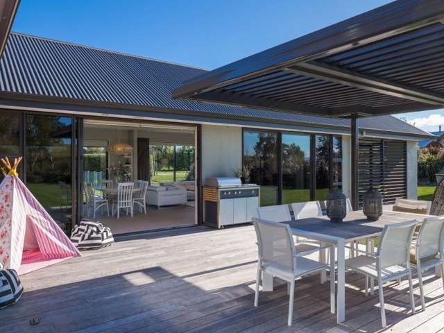 4 Bradleigh Park Fairhall_4