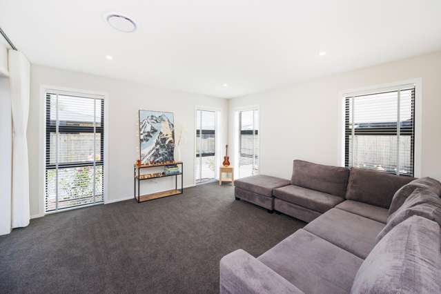 27 Coutts Way Fitzherbert_4