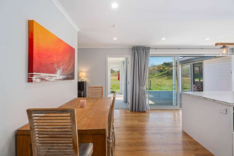 4 Carlisle Street Lumsden Surrounds_16