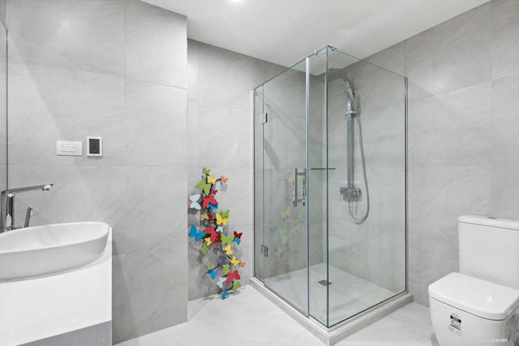 13a Parr Terrace Castor Bay_18