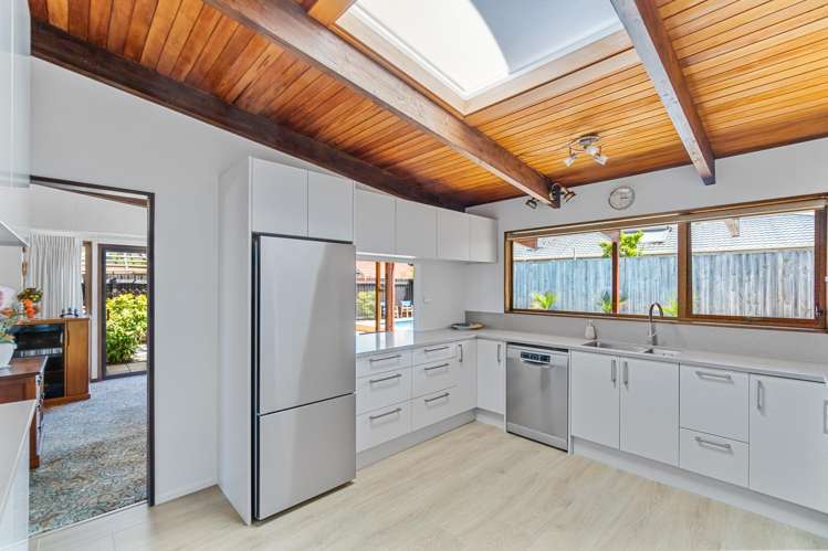 9 Noumea Place Mairangi Bay_12