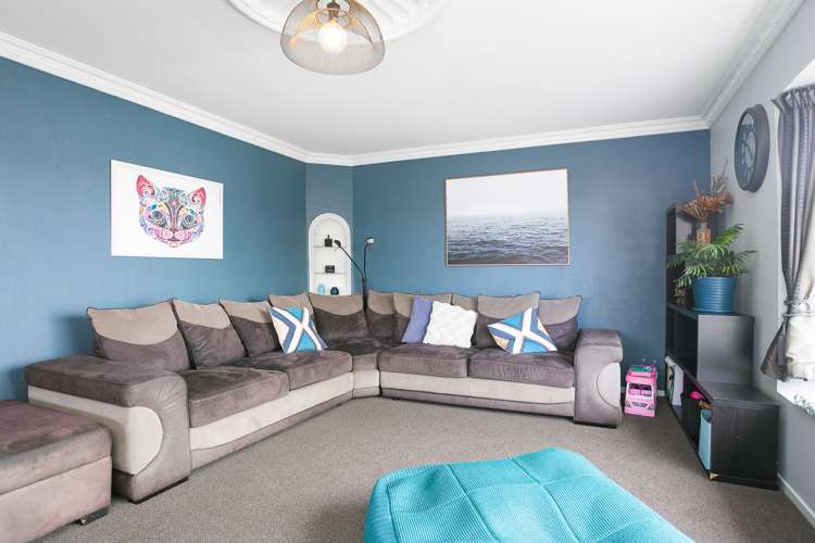 39 Sheridan Crescent Leamington_6