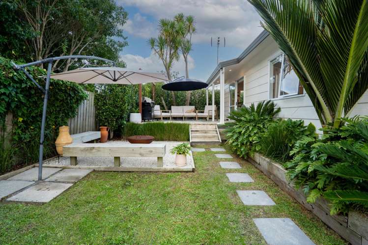 1/61 Kaurilands Road_2