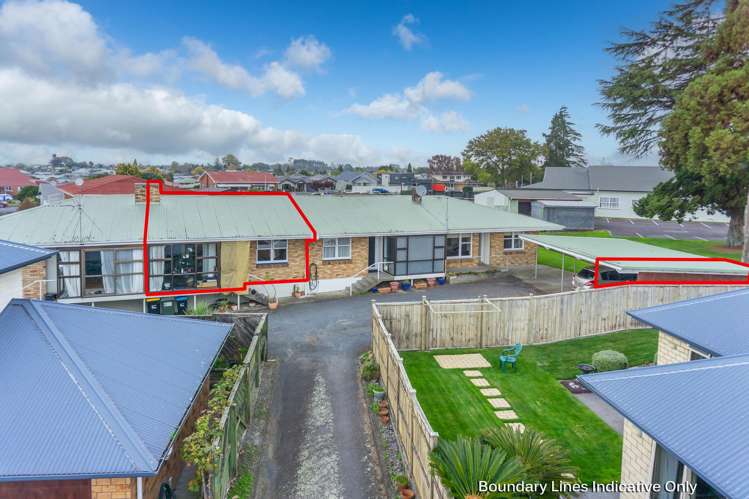 2/243 Teasdale Street_1
