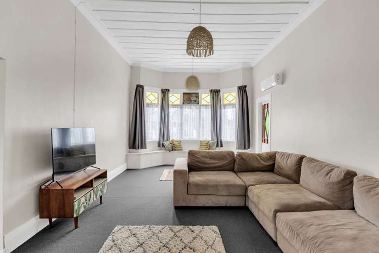 14 Uawa Parade Tolaga Bay_11