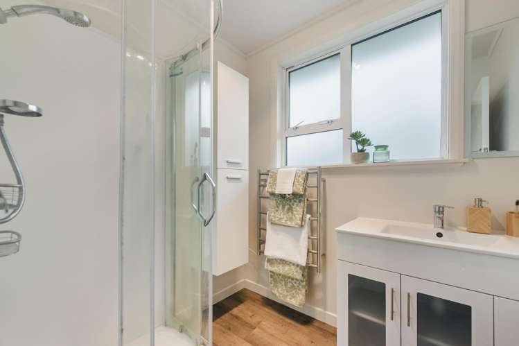 23 North Road The Wood_14