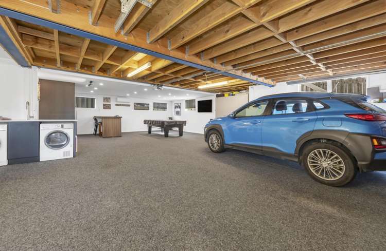 9 Bradbury Road Botany Downs_27