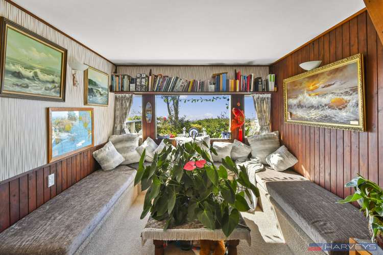 211 Howard Road Orere Point_5