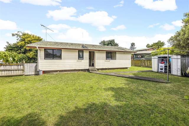 54 Hamilton Drive Waiuku_1