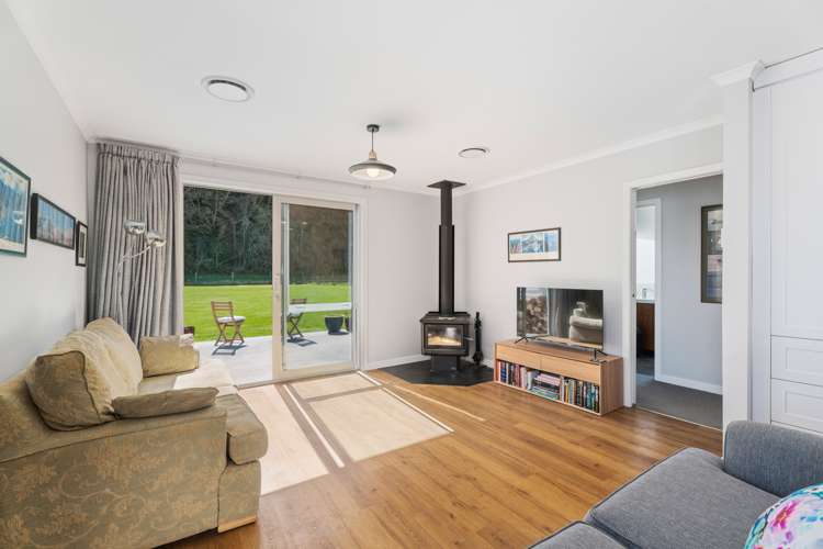 4 Carlisle Street Lumsden Surrounds_19