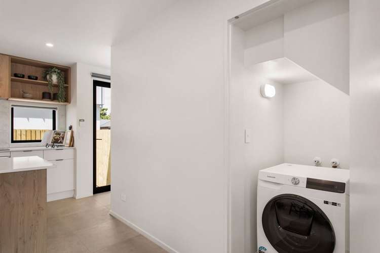 2/80 Milton Street Somerfield_13