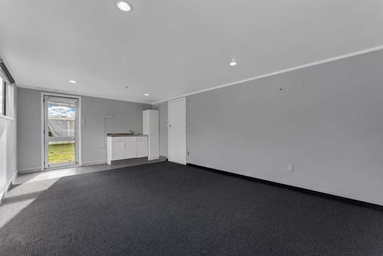 53 Sheehan Avenue Papakura_11