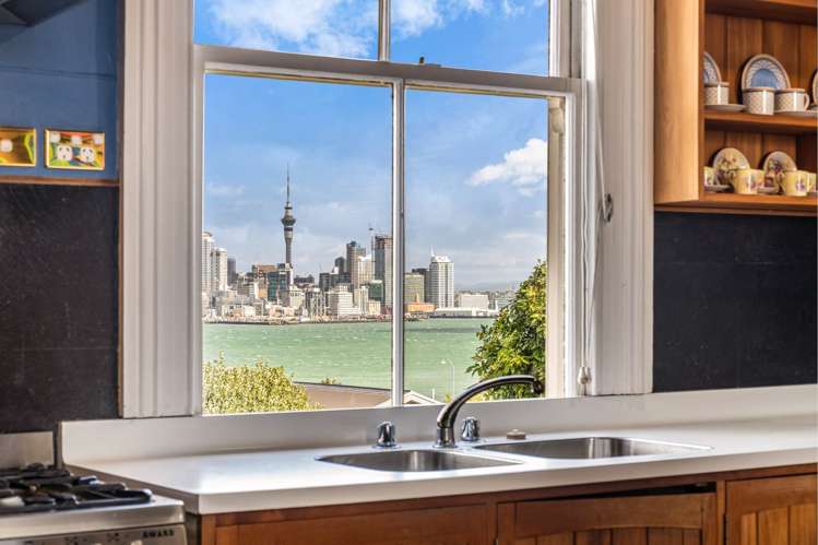 43 Clarence Street Devonport_11