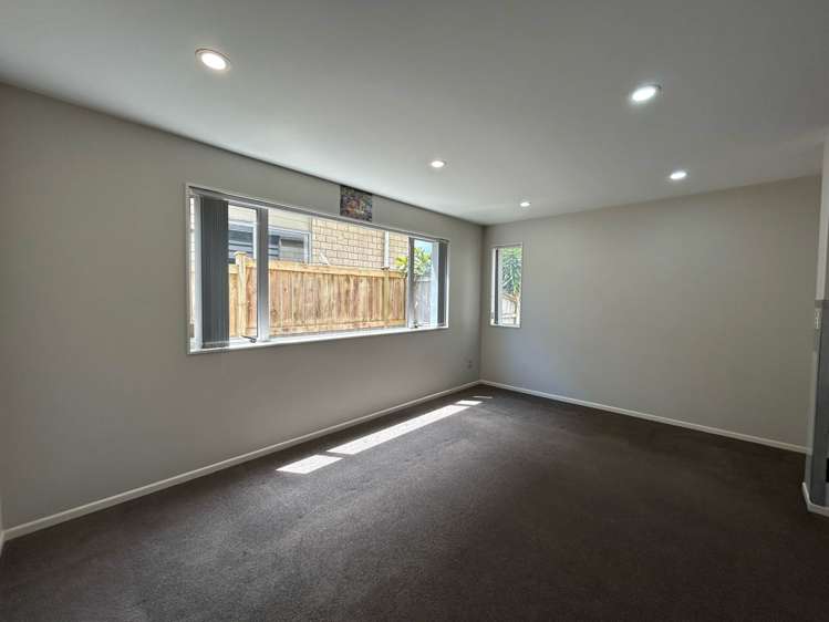 4 Shandon Street Flat Bush_9