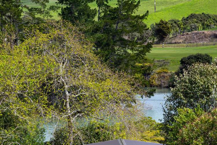 26 Smith Street Raglan_42