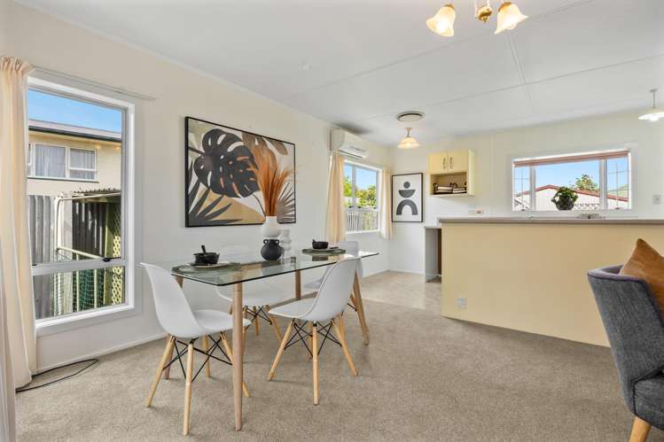 1/22 Kipling Crescent Stoke_5