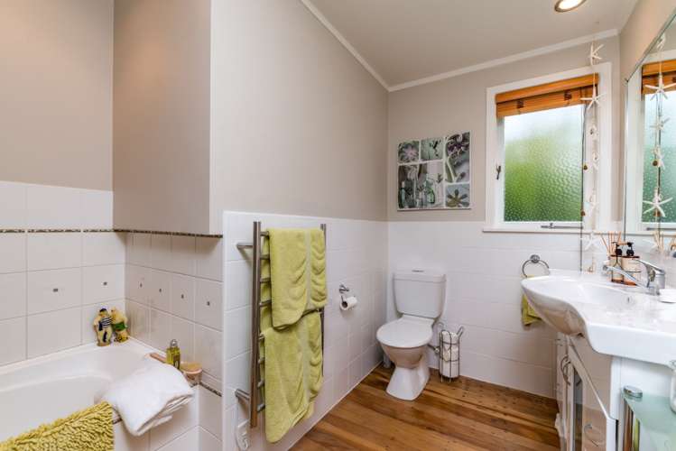 12 Tirimoana Road Te Atatu South_20