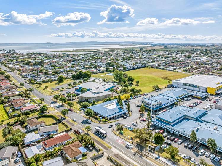 17 Palmers Road Clendon Park_15