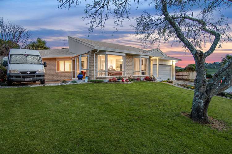 16 Astor Place Welcome Bay_18