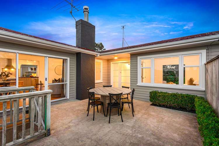 69 Shetland Street Glen Eden_8