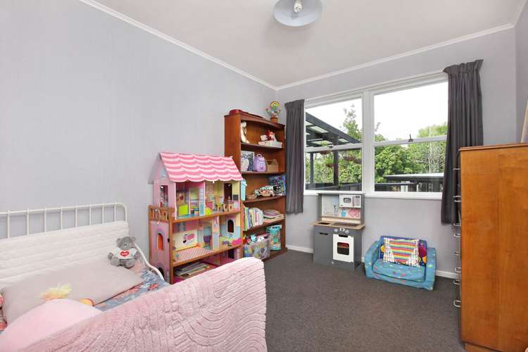 46 Makora Road Massey_10