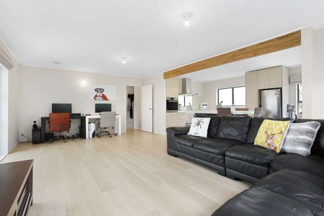 2/26 Petrel Place Massey_2