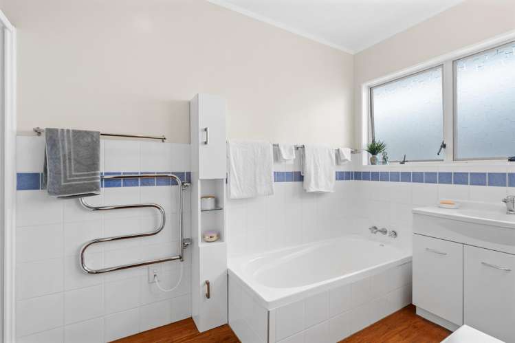 9 Carlton Crescent Kamo_9