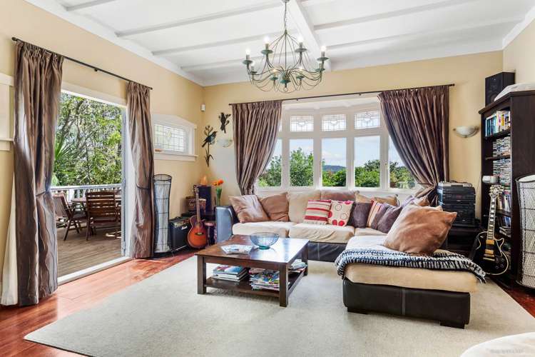 19 Attwood Road Paremoremo_6