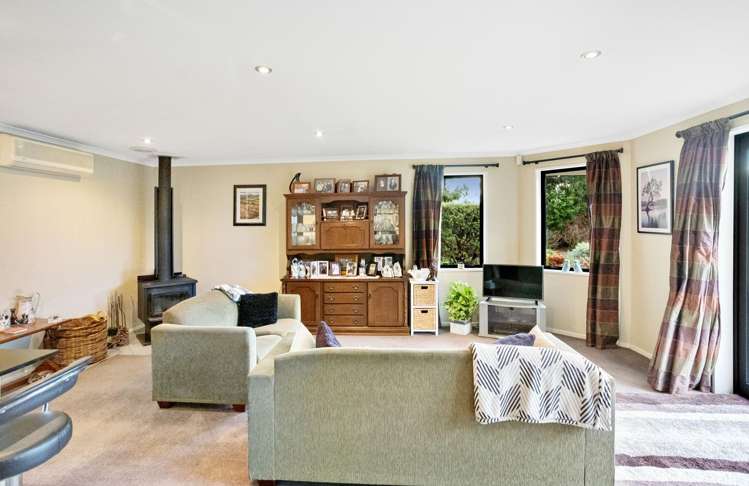 8 Ford Mews Springston_3