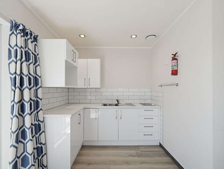 21/376 Kennedy Road Napier South_8