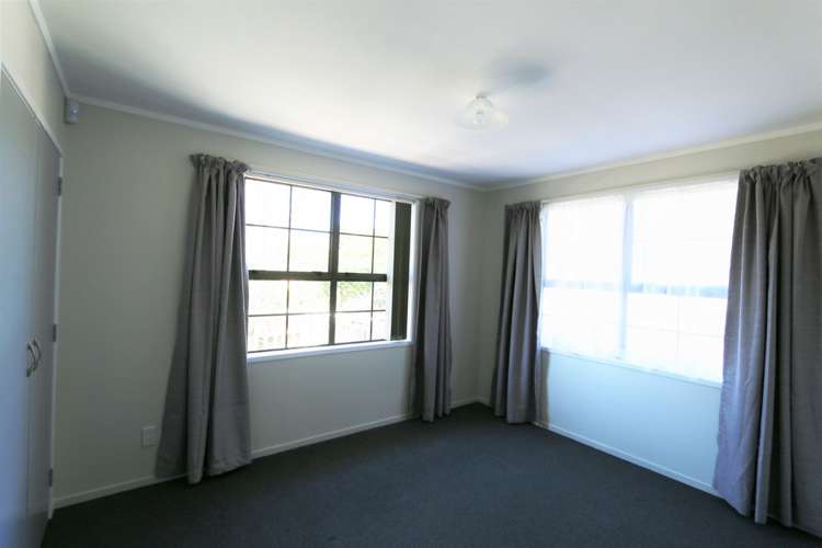 6 Glucina Place Glen Eden_10