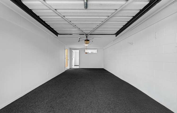 30 Kelvyn Grove Hill Park_20