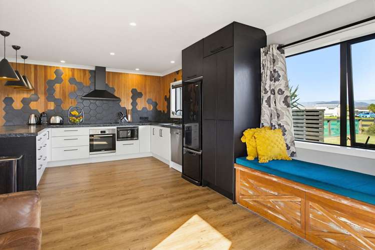 5 Bravo Place_4