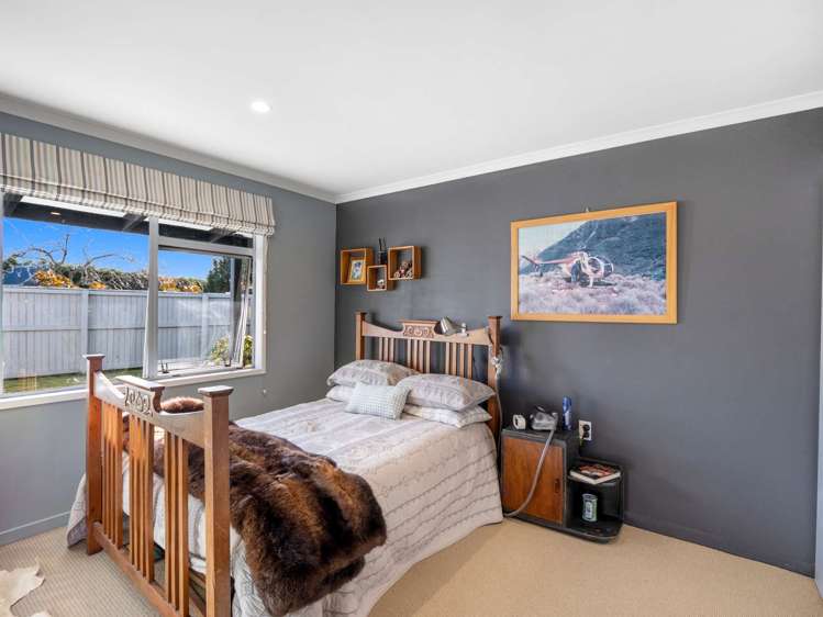 121 Mcleods Road Sefton_15