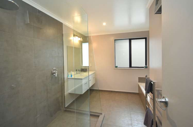 57 Grandvista Drive Green Island_19