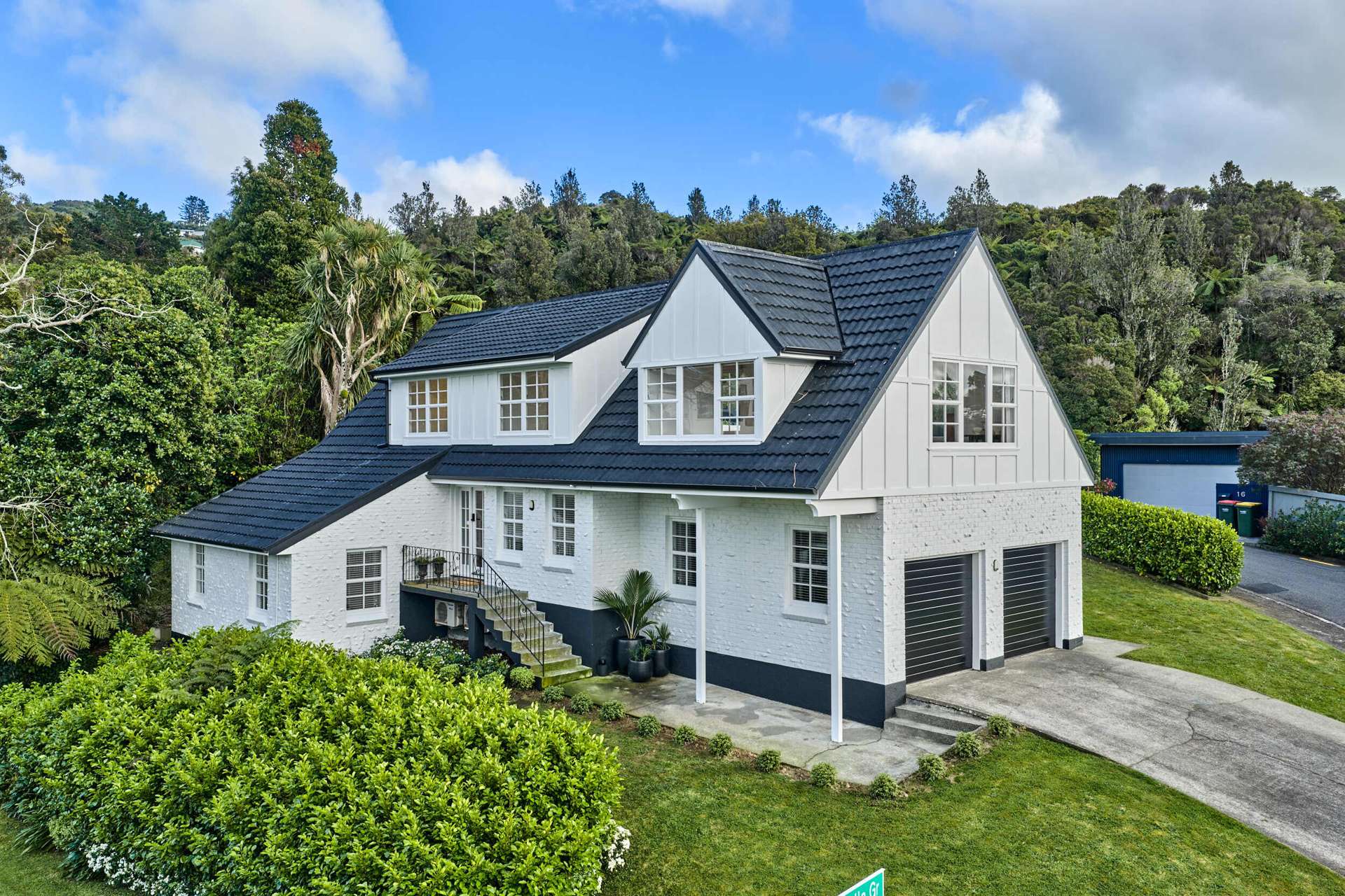 3 Corrondella Grove Belmont_0