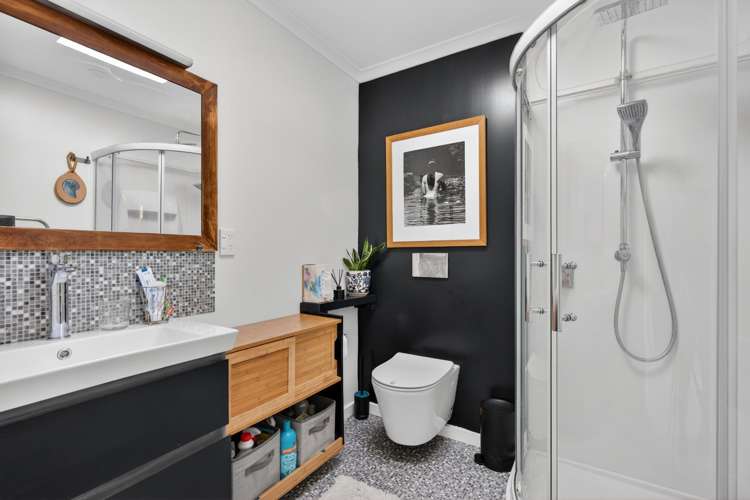 32 Murphys Line Featherston_17