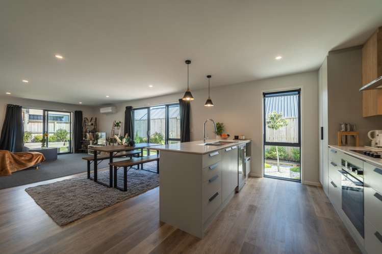 101 and 101A Jack Hanley Drive Jack's Point_4