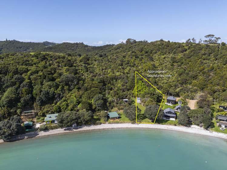 117 Hunterville Road Waiheke Island_1