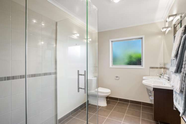 5 Moss Lane Raumati Beach_21