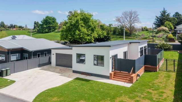 4 bedroom-Waipukurau