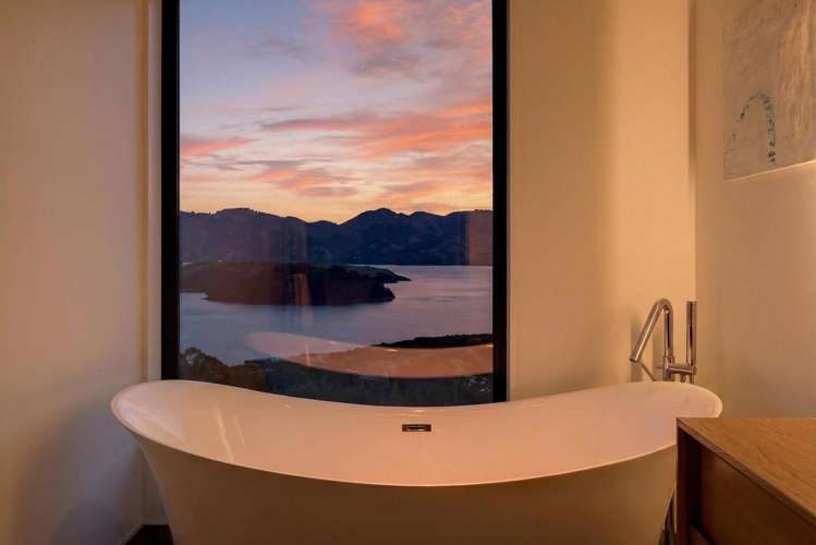 18 Doris Faigan Lane Charteris Bay_6