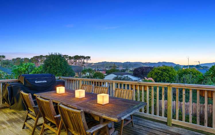 137 Weggery Drive Waikanae Beach_1