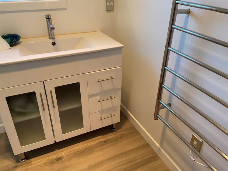 156 Goat Island Road Leigh_8