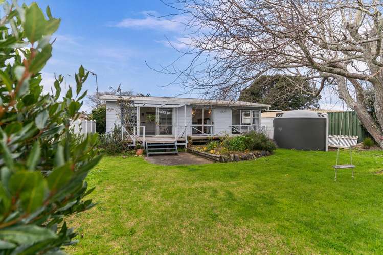 5 Puriri Road Beachlands_7